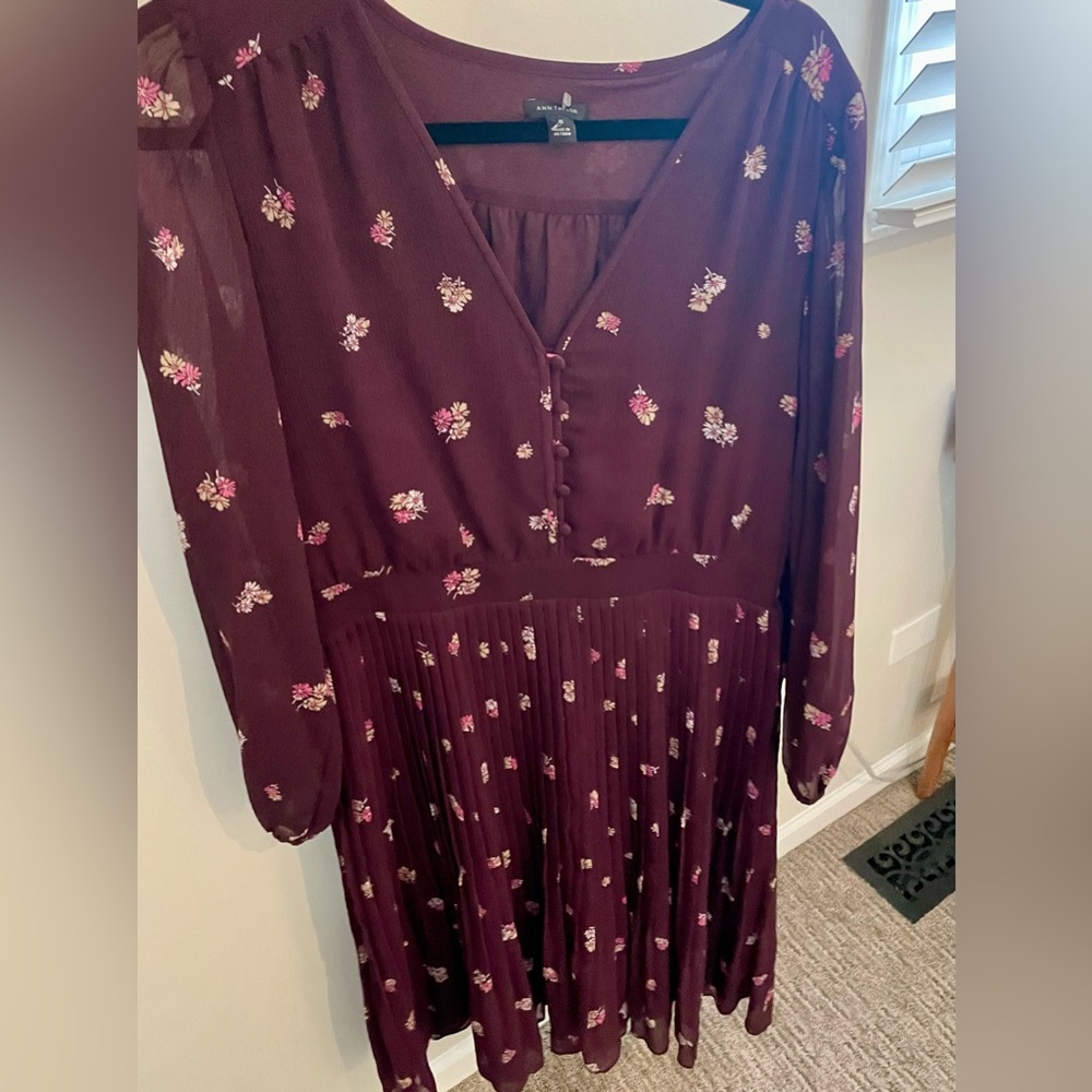 NEW YEAR SALE! Ann Taylor pleated flare dress